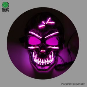 Skull mask with lights